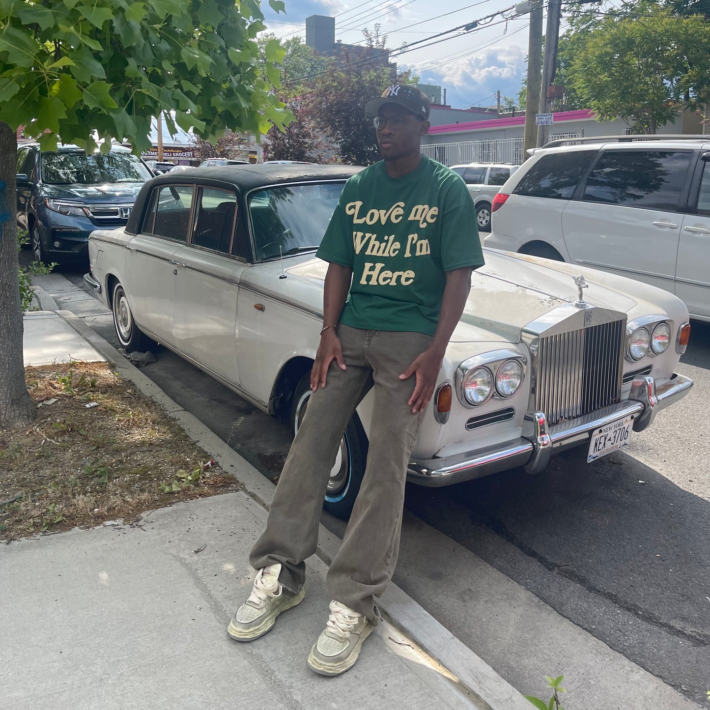 LOVE ME WHILE IM HERE T-SHIRT